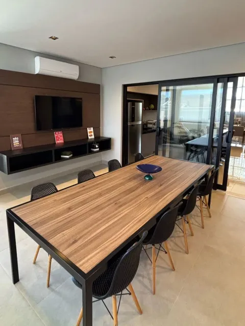 Área gourmet com mesa