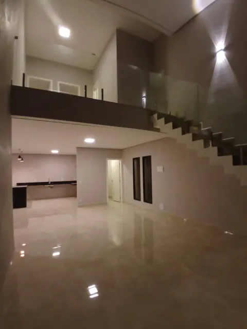 Sala com pé-direito duplo