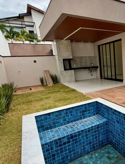 Piscina e espaço gourmet